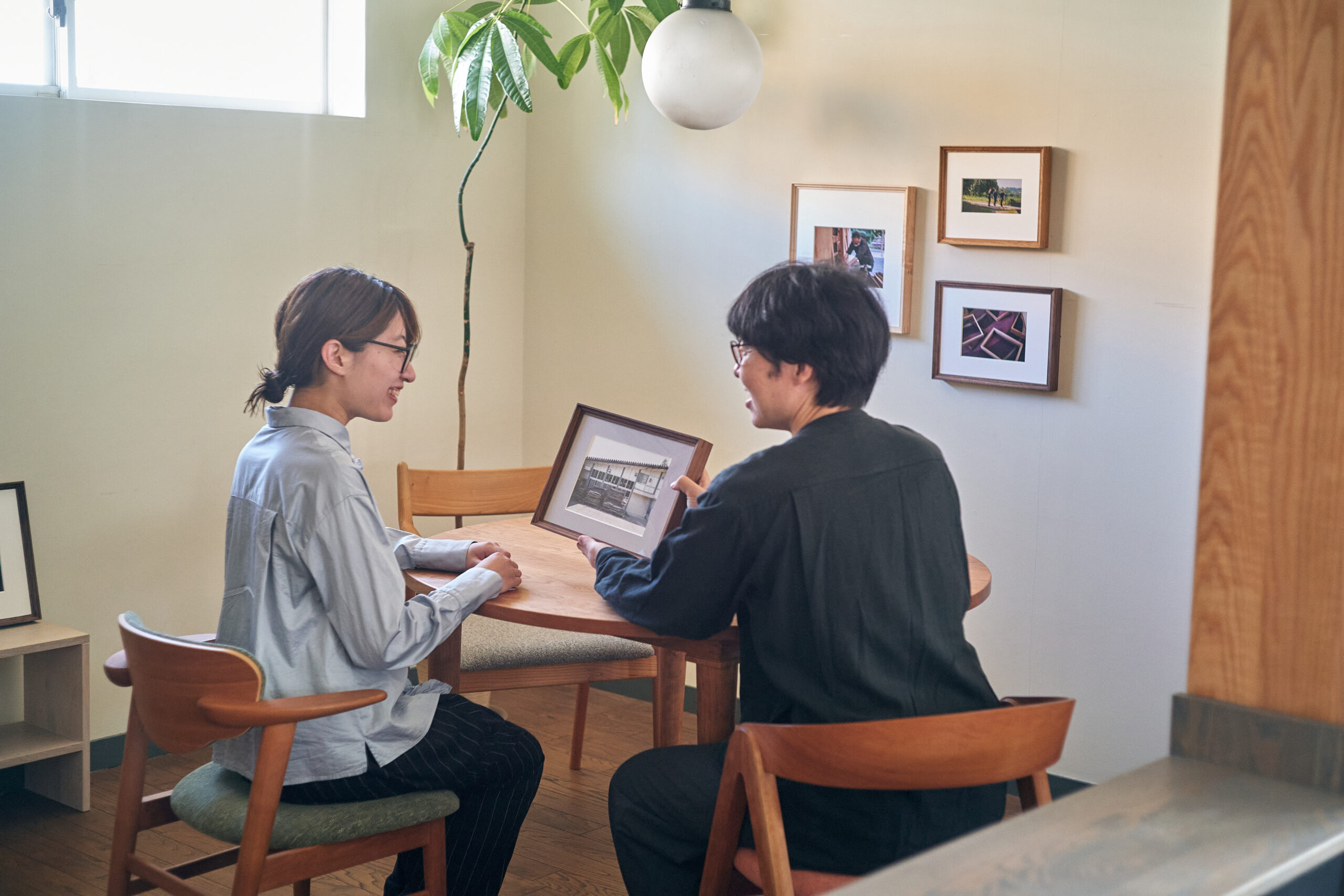 SOLIWOOD PRODUCTS 店舗での額装のご相談